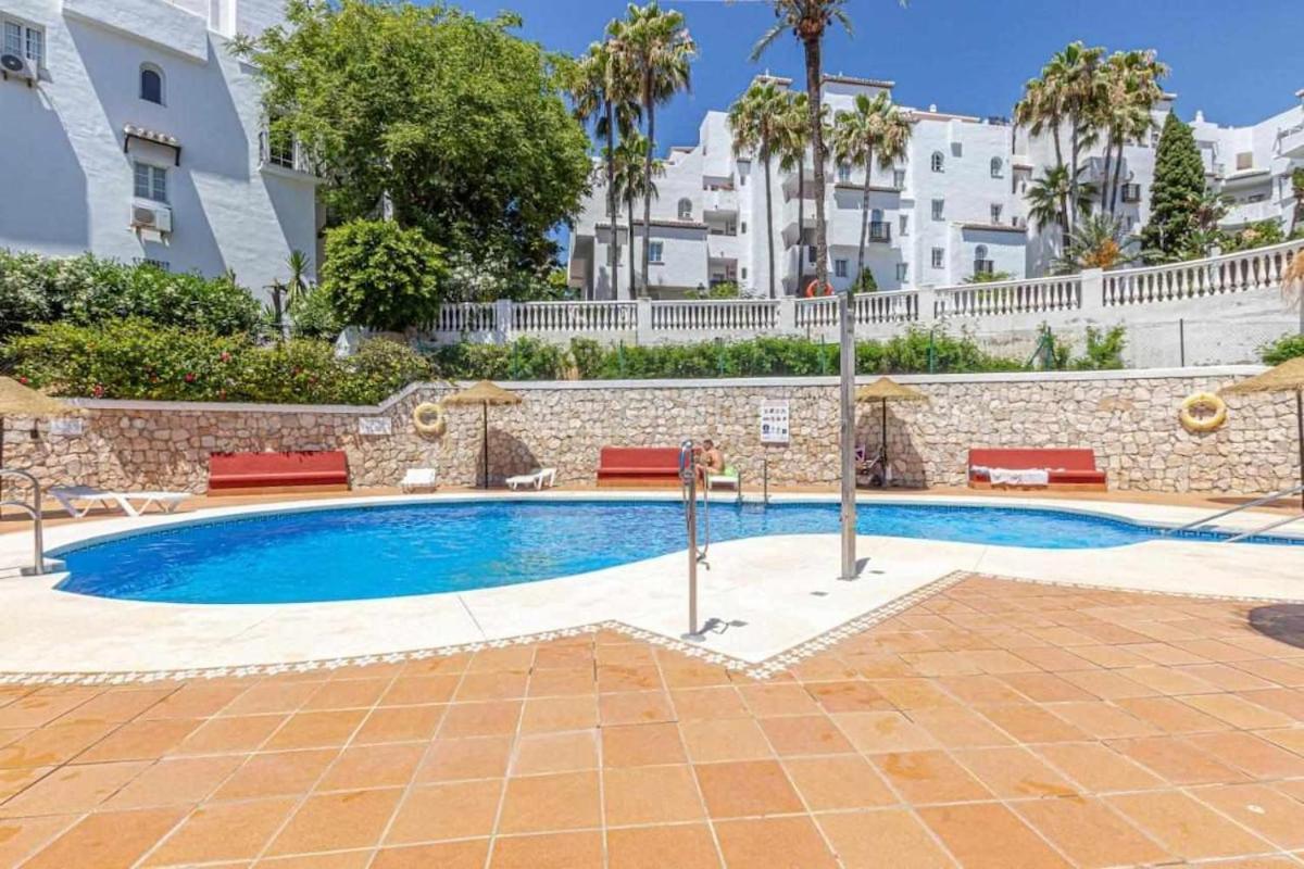 797 Holiday Rentals - Apartamento En Pueblo Quinta A 1 Min De La Playa Benalmadena Luaran gambar
